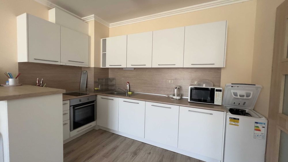 Дава се под наем Двустаен апартамент в Варна, Аспарухово - 65 кв.м за 750 € - Снимка #2