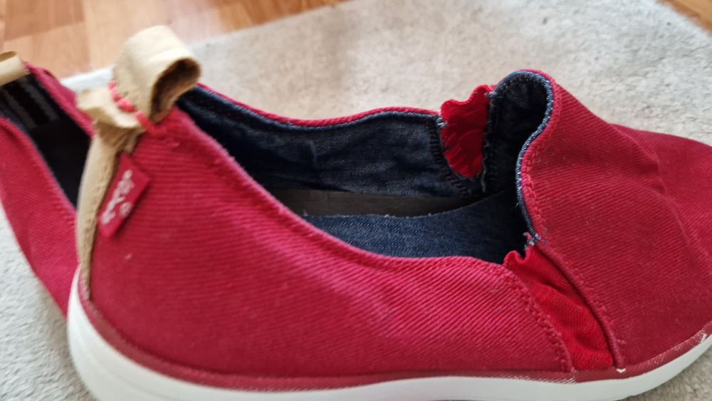 Tenisi Levi's-marimea 44