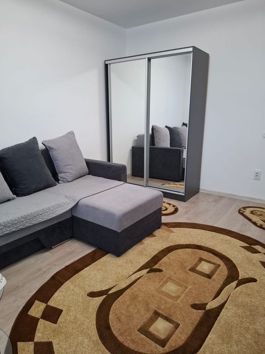 De inchiriat garsoniera