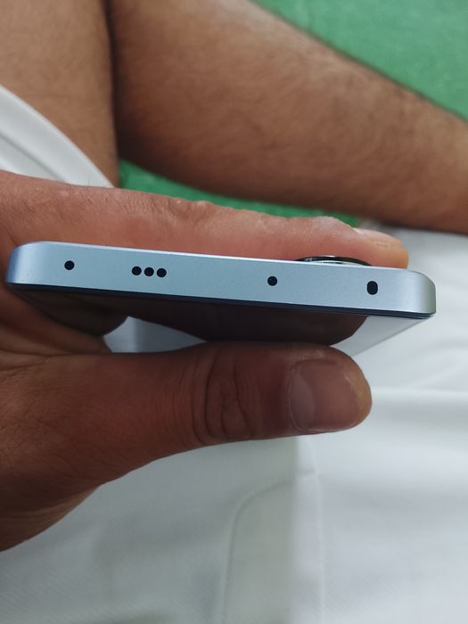 Vând sau schimb redmi 13 pro 5g 512gb  12 RAM
