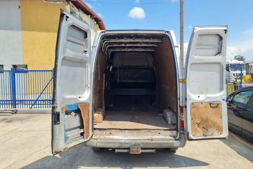 Usi spate Ford Transit 2.4 Euro 4