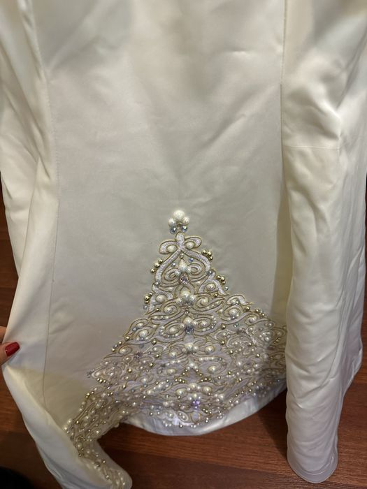 Платье на узату