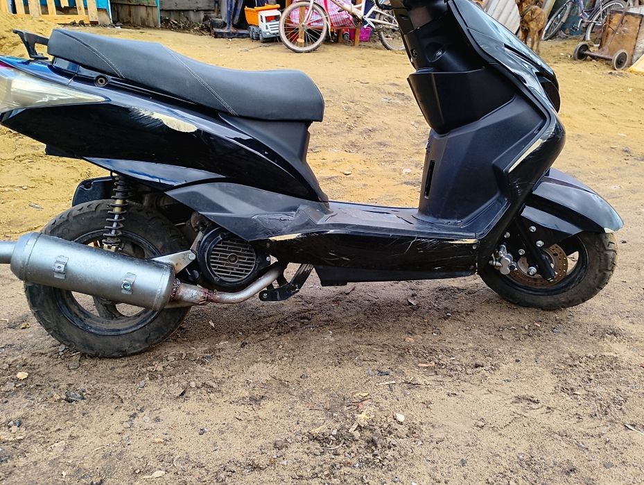 Продам обмен скутер