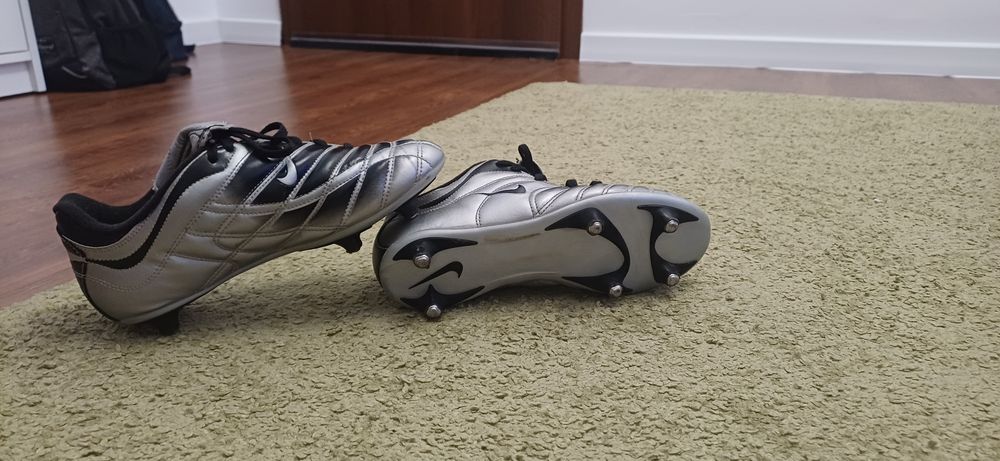 Ghete fotbal Copa Adidas  Gloro.2 Pro si  Nike Mercurial
