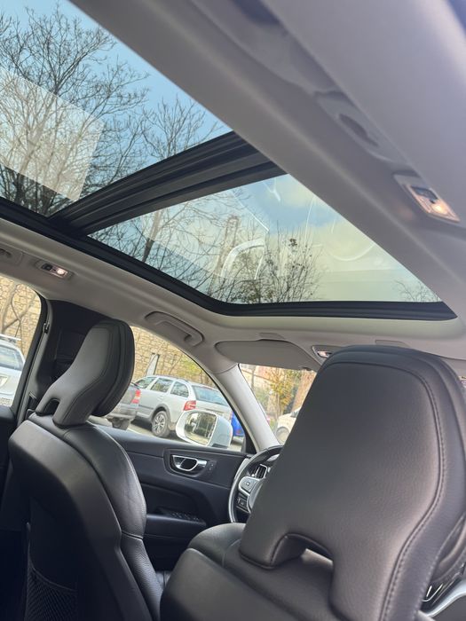 Ocazie Volvo XC60 Plug - in -Hybrid