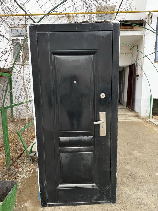 Сыртқы есік сатылады