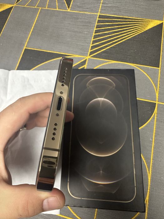 iPhone 12 pro max 256 gb