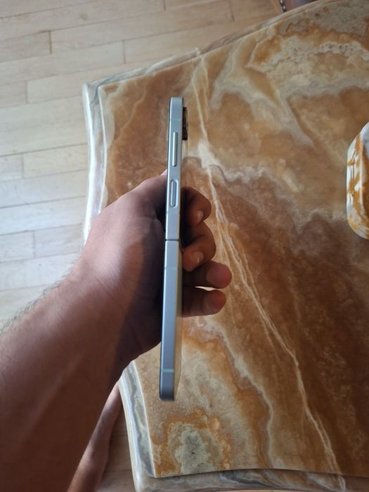 Samsung Galaxy Z Flip  6