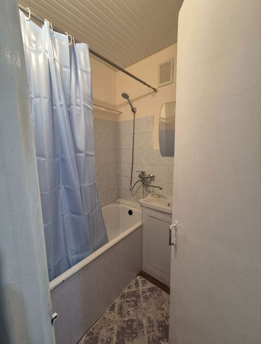 1/1/4 Буюк Ипак Йули метро,ориентир Музей Вооруженных сил,кирпич,38 м2