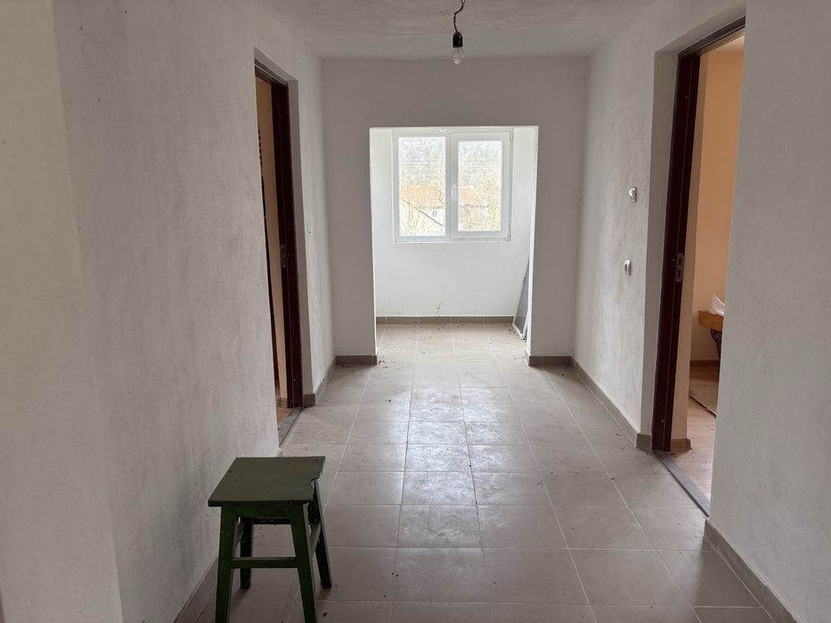 Vand casa noua sat greci