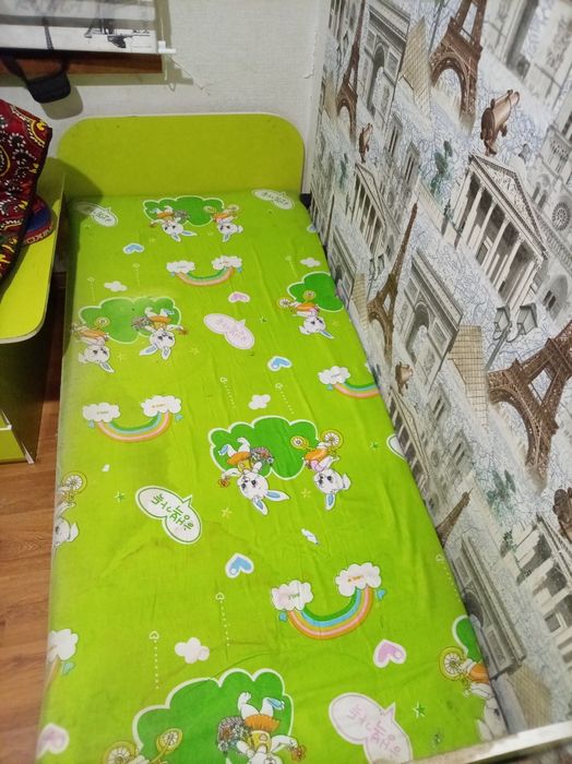 2 Крават с шкафом