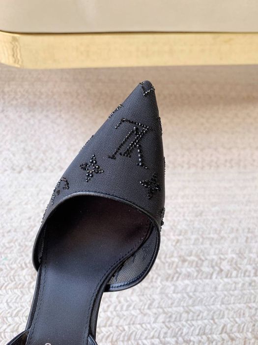 Pantofi Louis Vuitton