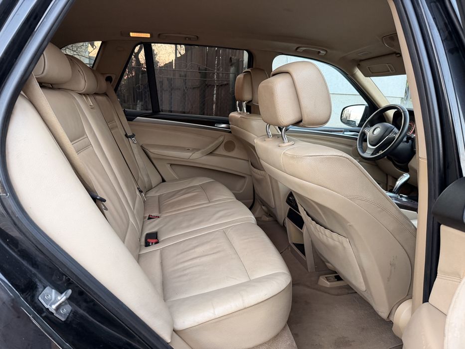 Vand/Schimb X5 Facelift Distributie Schimbata