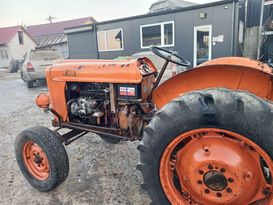 Vând tractor fiat 312 35 cp