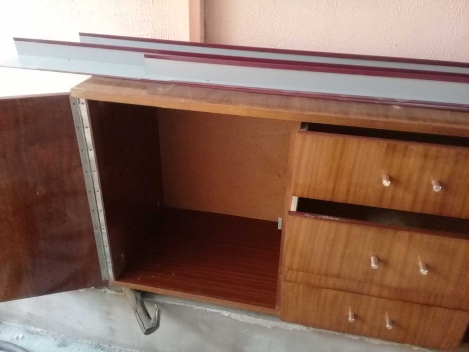 Отдам даром комод