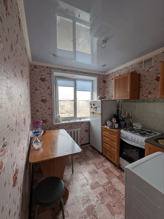 Продам квартиру 11-23, ( 3 комнатная )