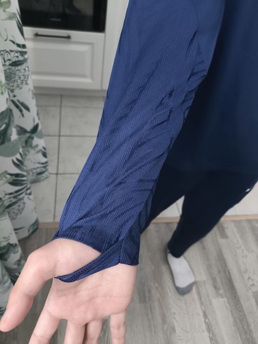 Продам спортивную форму nike