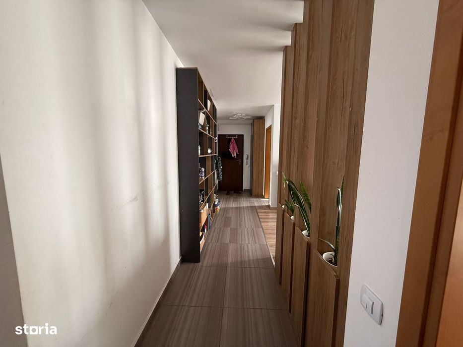 Apartament cu 3 camere si doua bai. Comision 0