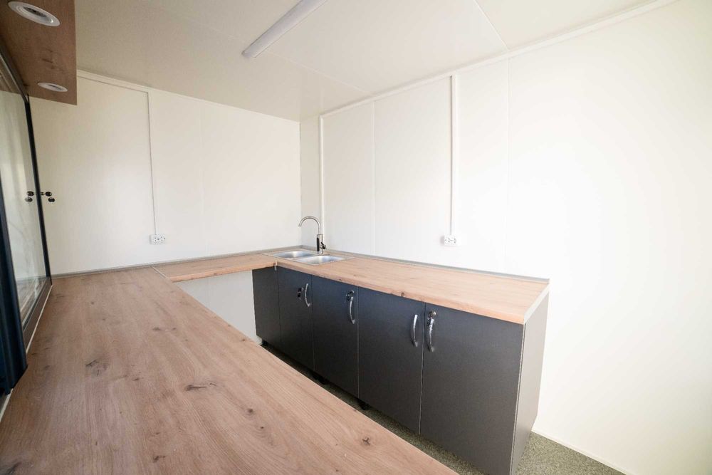 Rulota comerciala, FAST FOOD, food truck! Cu geam !!