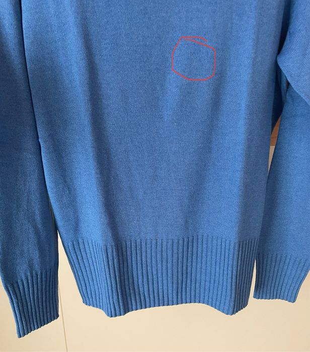 Bluza 55% mătase, 45% cașmir, mărime M, culoare albastru
