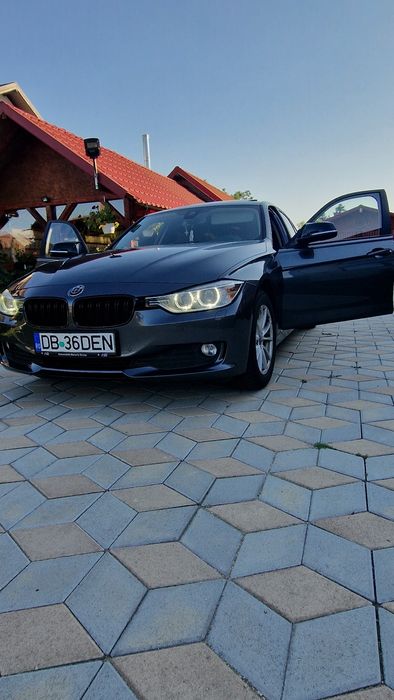 Vand BMW Seria 3 F30  320 XDrive 184CP. An 2013 07