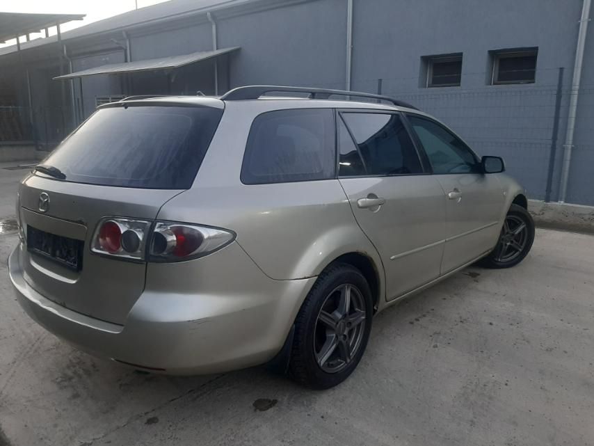 Mazda 626 2i   комби