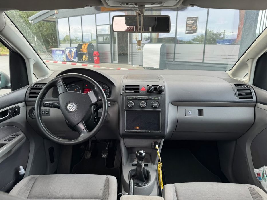 vw touran facelift