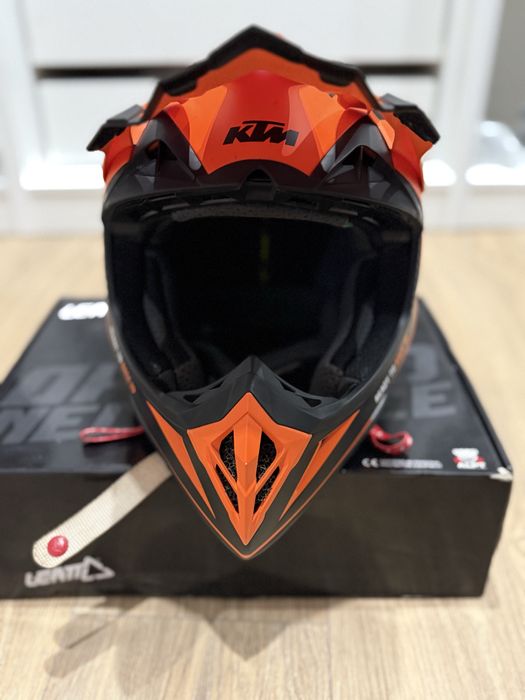 Каска Airoh Aviator 2.3 KTM размер М