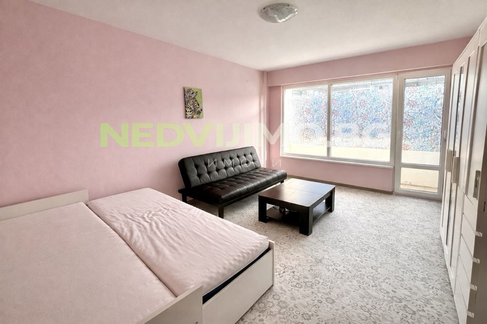 Дава се под наем Двустаен апартамент в Варна, Левски - 48 кв.м за 373.83 € - Снимка #1