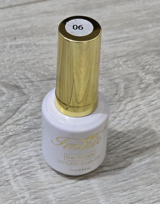 Ojă UV Gel clasică – Alb platinat cu sclipici, 15 ml