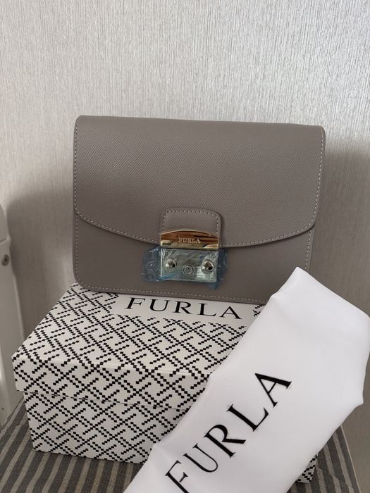 Furla metropolis 21 cm нова