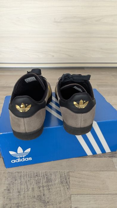 Adidas Gazelle mărime 42
