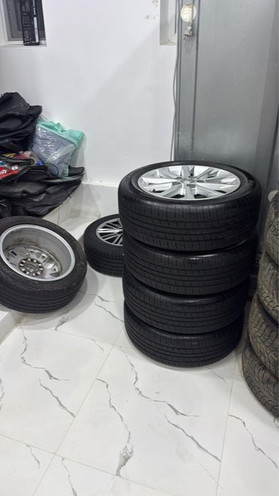 Шины + диски на Toyota Corolla