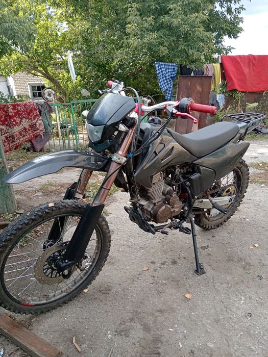 Продам эндуро 250