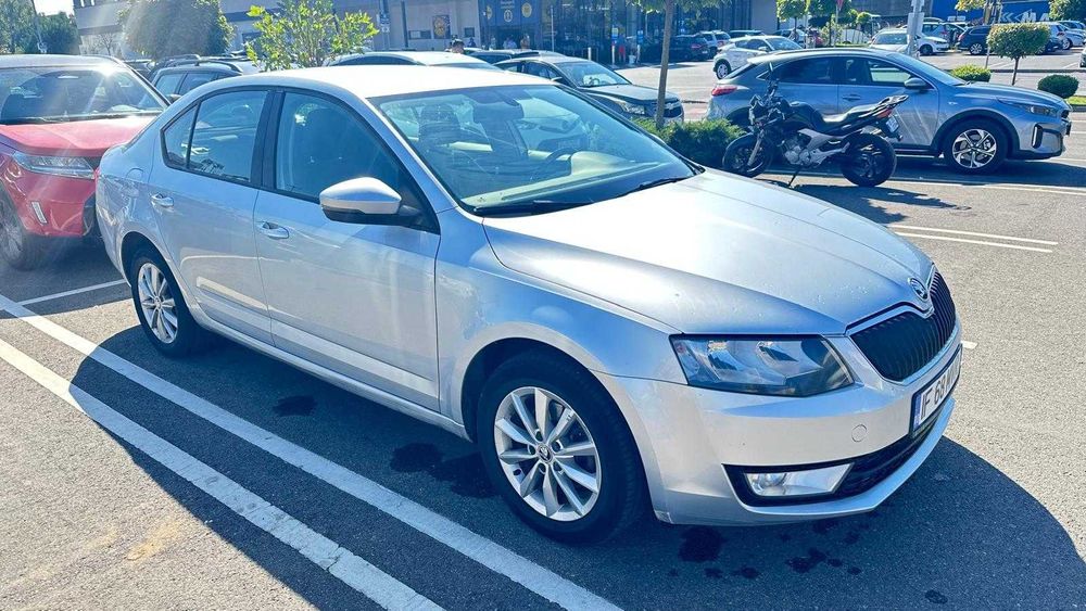 SKODA Octavia 2015 — imagine 4