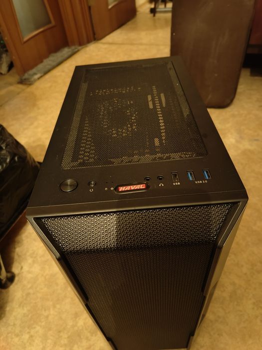 Компьютернве корпуса в отличном состоянии на любой вкус атх и mid towe