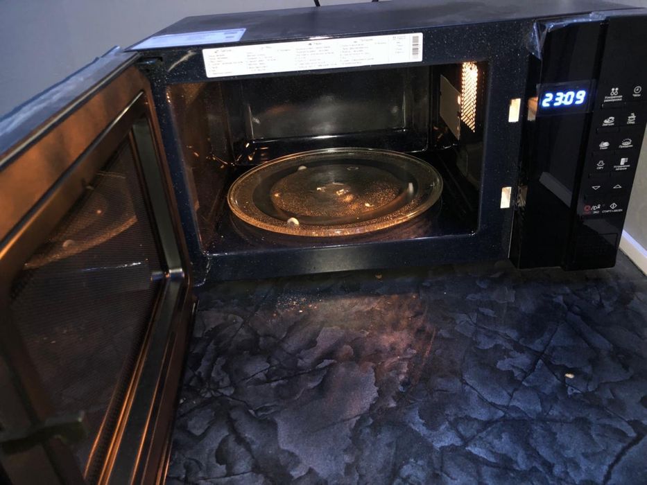 Микроволновка Samsung