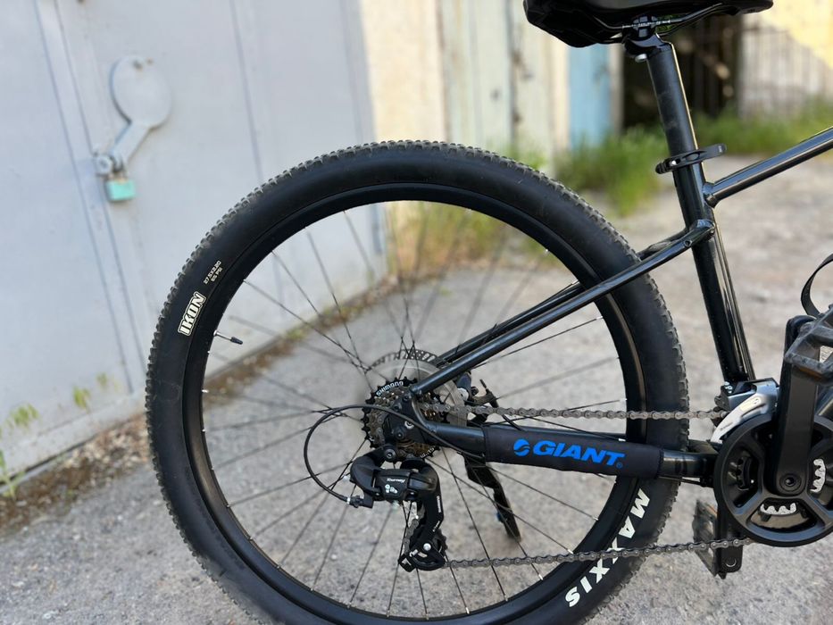 Продам велик GIANT