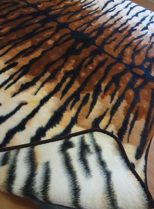 Продавам   килими