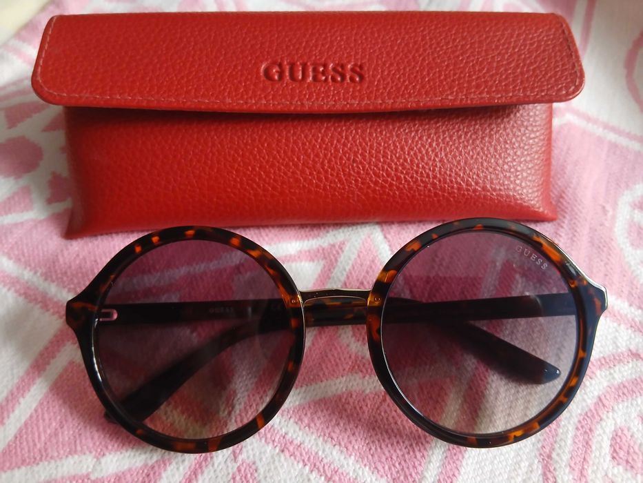 Слънчеви очила Guess