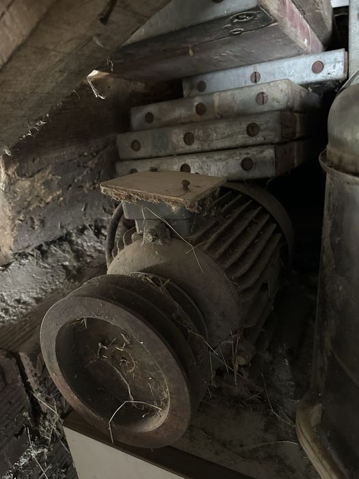 Трифазен електромотор