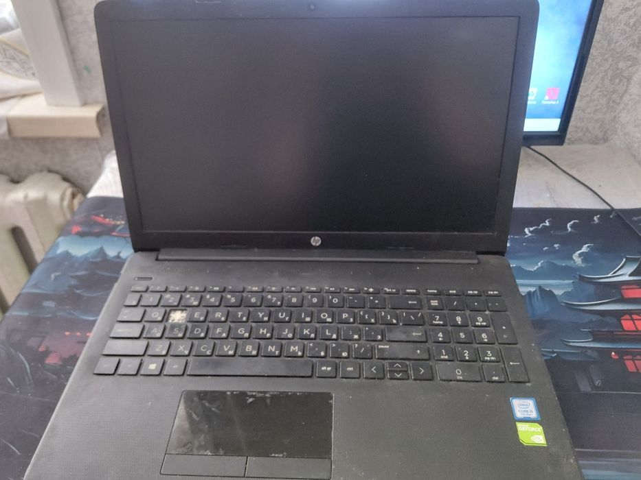 Продам ноутбук на запчасти