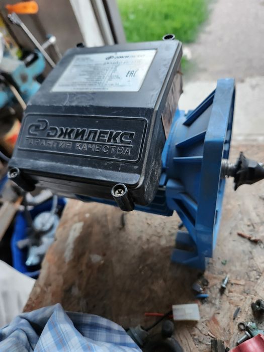 Продам электро мотор.