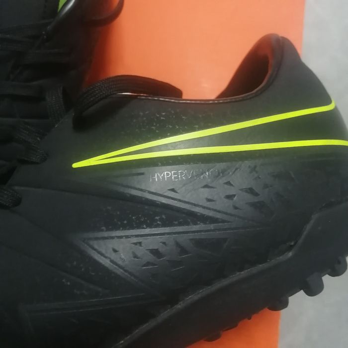 Adidași sintetic Nike hipervenom