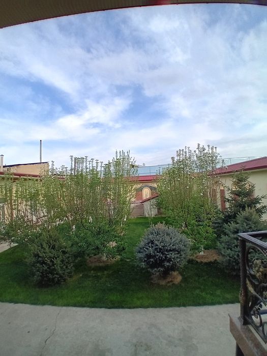 Yunsobod zenit hasanboyda tayor mebil tehnikali uchaska sotiladi