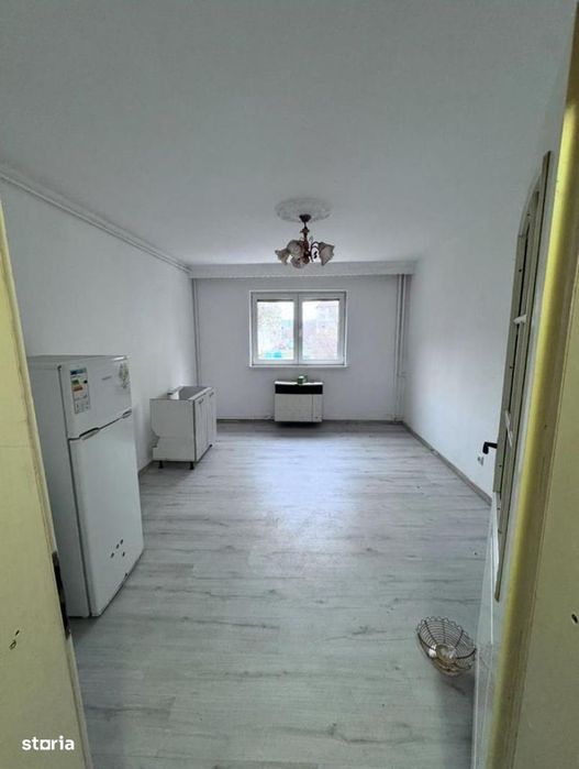 Garsoniera etaj 1 in zona Compa — fotografia 1
