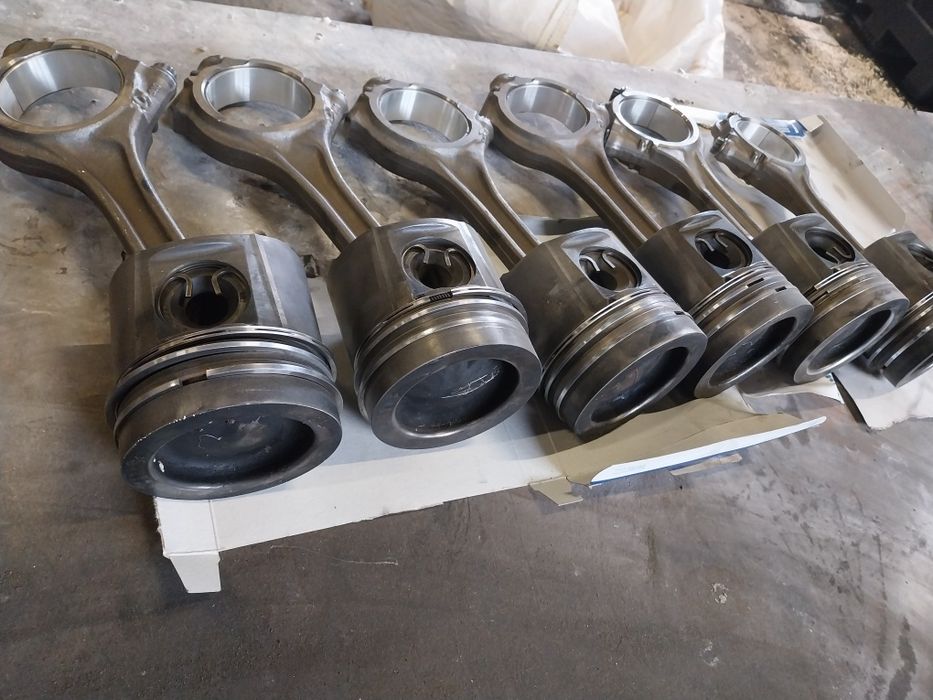 Vând piston+biela mercedes atego 6cilindri