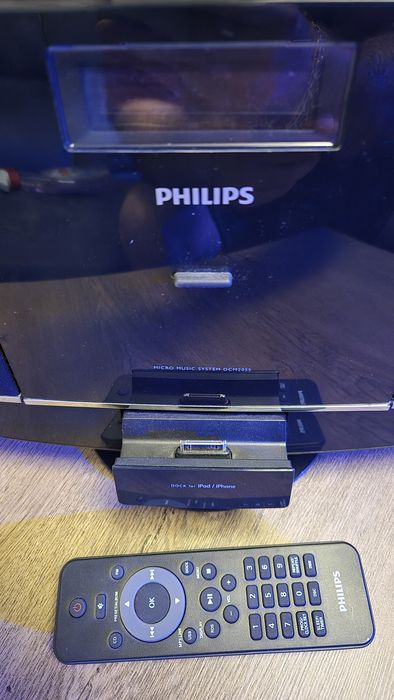 Радио CD Phillips dcm2055