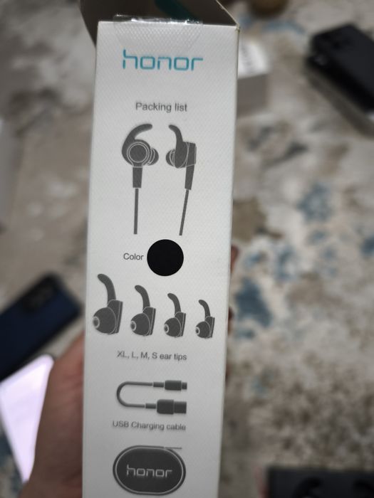 Продам наушники honor
