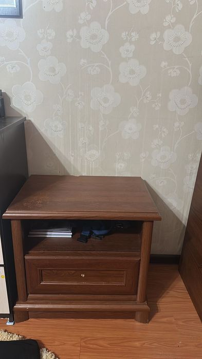 Продам спальную гарнитуру в комплекте